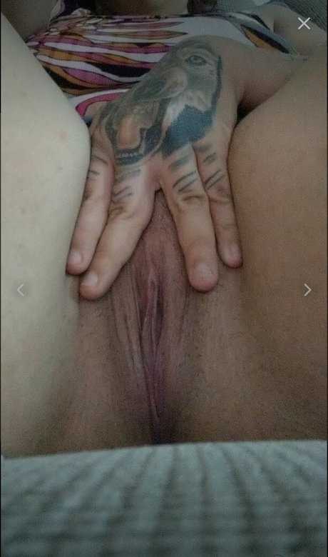 Nacktes geleaktes OnlyFans-Foto von Witchykitty96