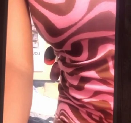 Nacktes geleaktes OnlyFans-Foto von Bhadiekelly