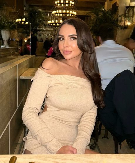 Nacktes geleaktes OnlyFans-Foto von Lovedollyxo
