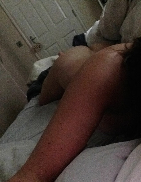 Nacktes geleaktes OnlyFans-Foto von Carolynne Poole