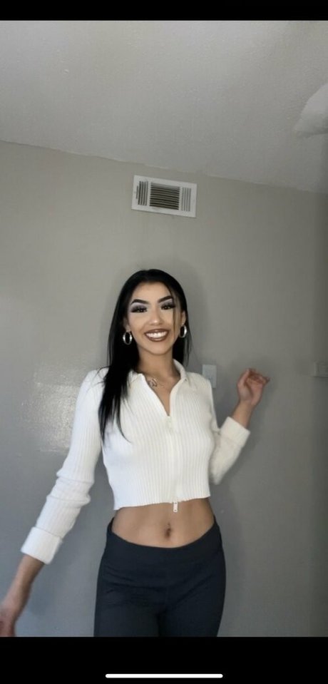 Nacktes geleaktes OnlyFans-Foto von Lynaiiiibabyy