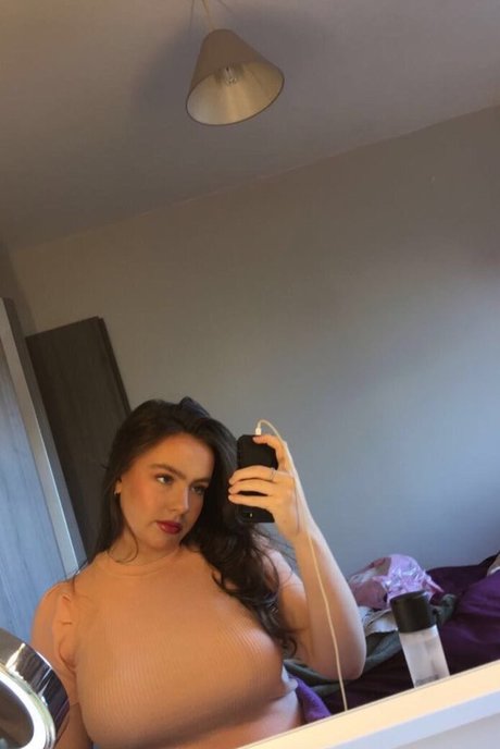Nacktes geleaktes OnlyFans-Foto von Megan Mcdonnell