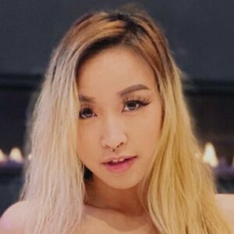 Nacktes geleaktes OnlyFans-Foto von Lily2silly