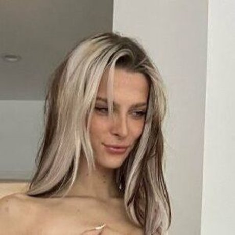 Nacktes geleaktes OnlyFans-Foto von Ashley Matheson