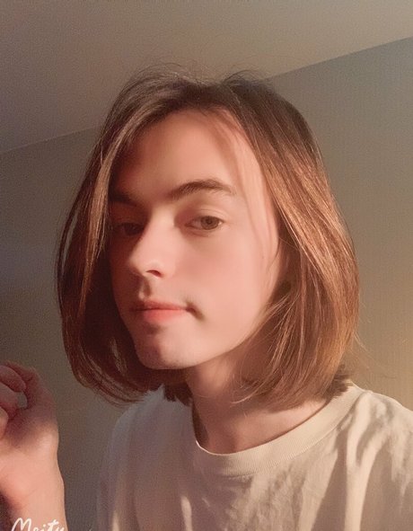 Nacktes geleaktes OnlyFans-Foto von Dilanmoritz