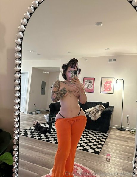 Nacktes geleaktes OnlyFans-Foto von Poundcakenat