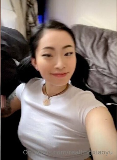 Nacktes geleaktes OnlyFans-Foto von Asianiina