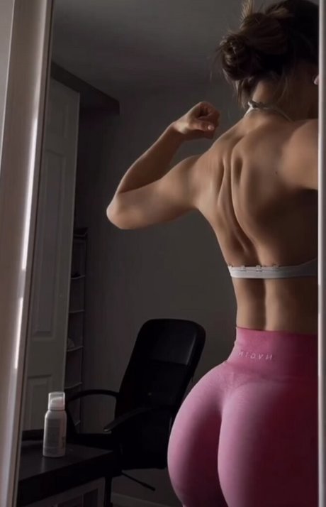 Nacktes geleaktes OnlyFans-Foto von Micah Hall