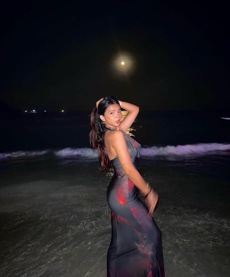 Nacktes geleaktes OnlyFans-Foto von Apoorva Mukhija