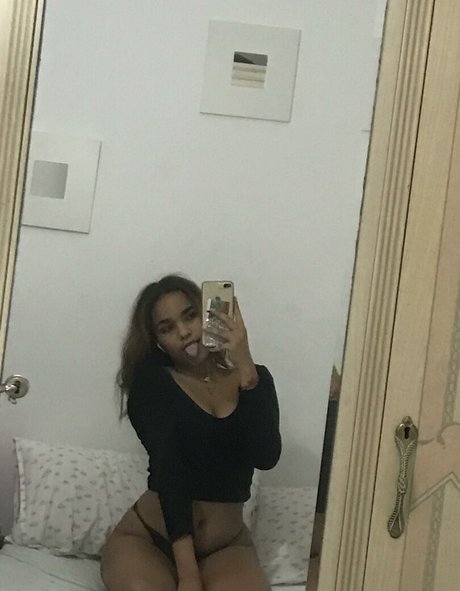 Nacktes geleaktes OnlyFans-Foto von Ginnet