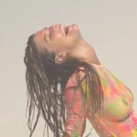 Nacktes geleaktes OnlyFans-Foto von Ninaagdal