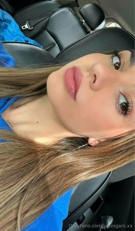 Younganixx