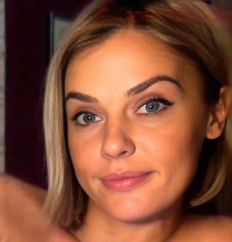 Nacktes geleaktes OnlyFans-Foto von Amazinjess