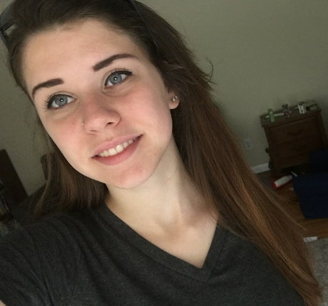 Nacktes geleaktes OnlyFans-Foto von Emily Giangaspro