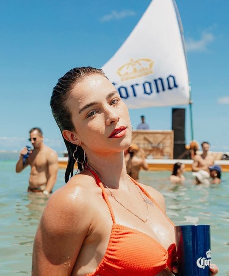 Nacktes geleaktes OnlyFans-Foto von Laryssa Ayres