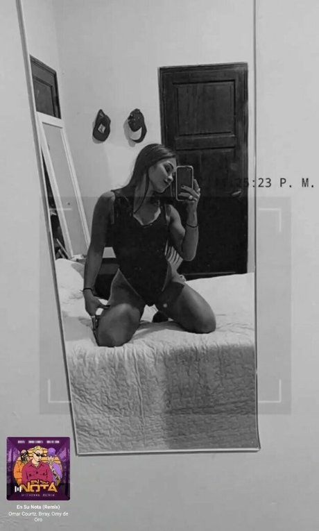 Nacktes geleaktes OnlyFans-Foto von Natimassi
