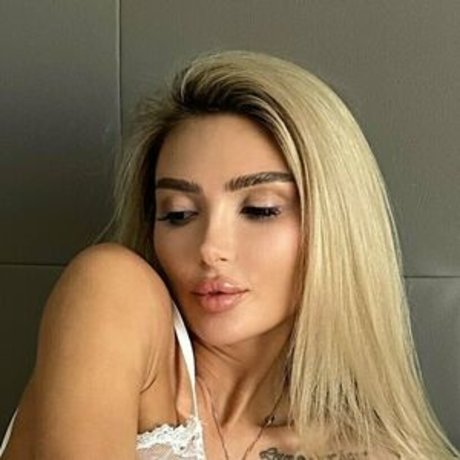 Nacktes geleaktes OnlyFans-Foto von Kate Milevskaya