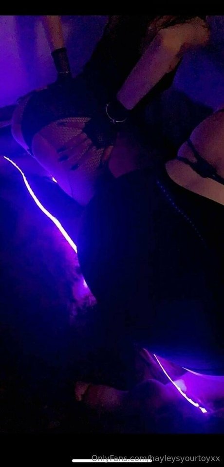 Hayleysyourtoyxx