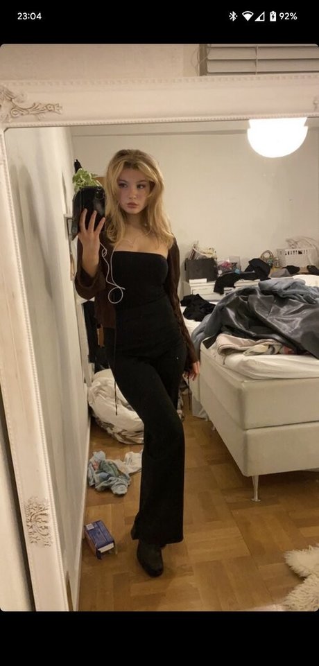 Nacktes geleaktes OnlyFans-Foto von Siri54