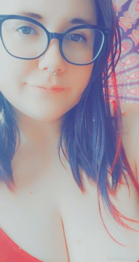 Nacktes geleaktes OnlyFans-Foto von Bubbleser0tica