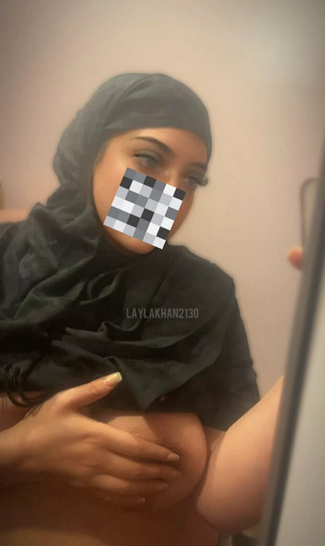 Nacktes geleaktes OnlyFans-Foto von Laylakhanfree