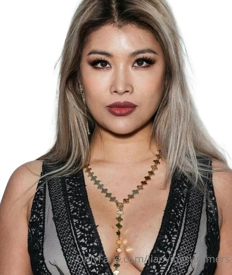Nacktes geleaktes OnlyFans-Foto von Jiaoyingsummers