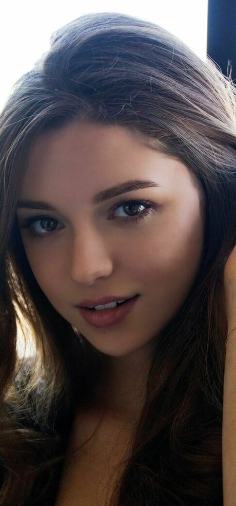 Elena Safavi