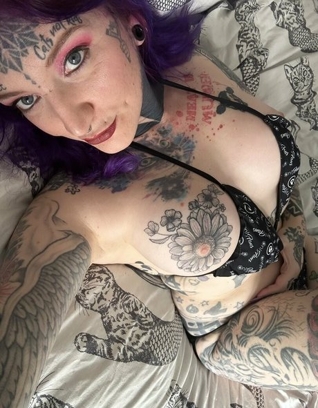 Nacktes geleaktes OnlyFans-Foto von Lilkittyskittles