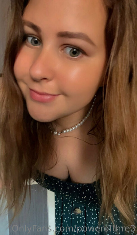 Nacktes geleaktes OnlyFans-Foto von Powerofthre3