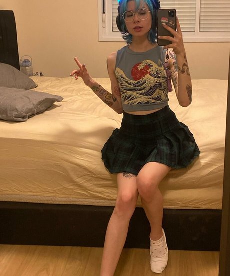 Nacktes geleaktes OnlyFans-Foto von Luh Setra