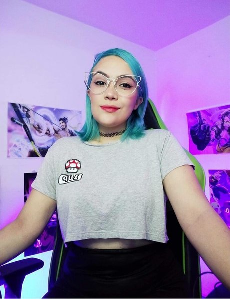 Nacktes geleaktes OnlyFans-Foto von Azulakat