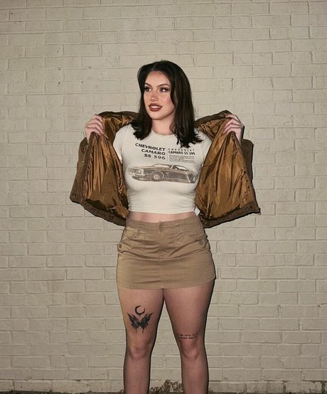 Nacktes geleaktes OnlyFans-Foto von Madiidrew