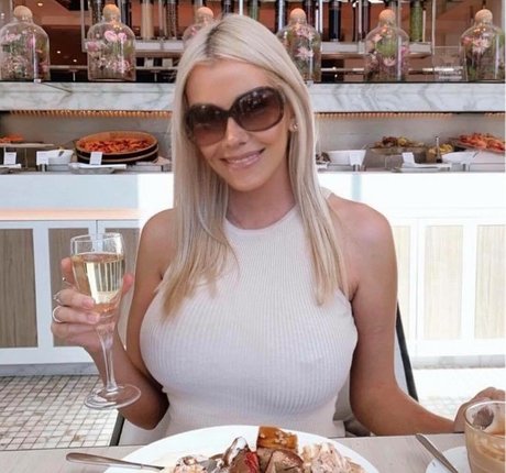 Nacktes geleaktes OnlyFans-Foto von Rachel Dixon