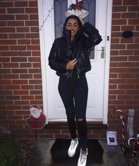 Nacktes geleaktes OnlyFans-Foto von Chloe Reynolds