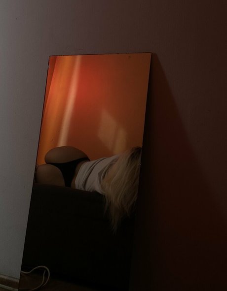 Nacktes geleaktes OnlyFans-Foto von Justyna Czerwinska