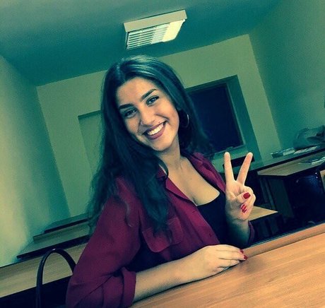 Valeriia Simavonian