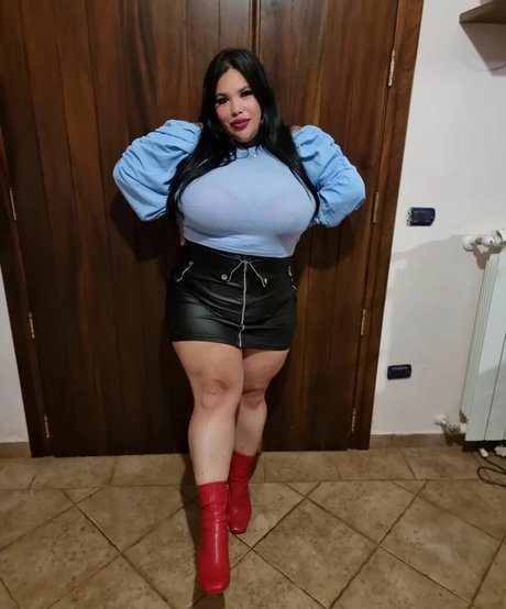 Nacktes geleaktes OnlyFans-Foto von Naty Mari