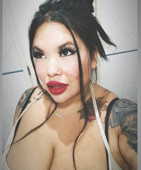 Nacktes geleaktes OnlyFans-Foto von Naty Mari