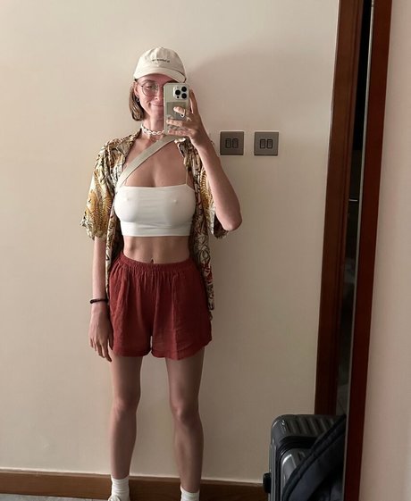 Nacktes geleaktes OnlyFans-Foto von Yourina