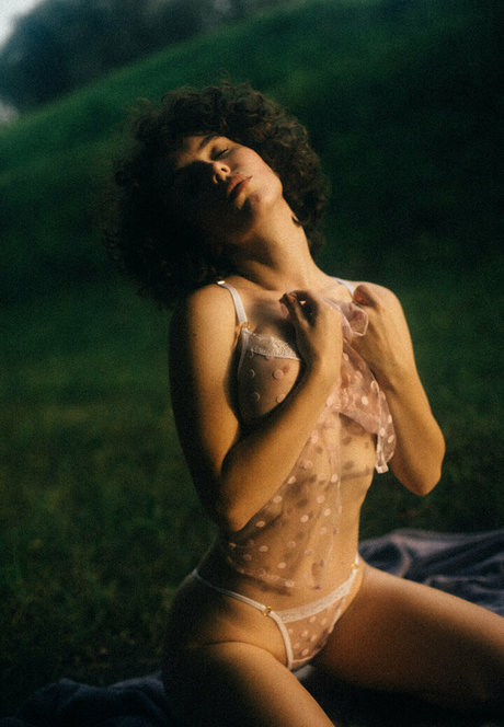 Curlywiktoria