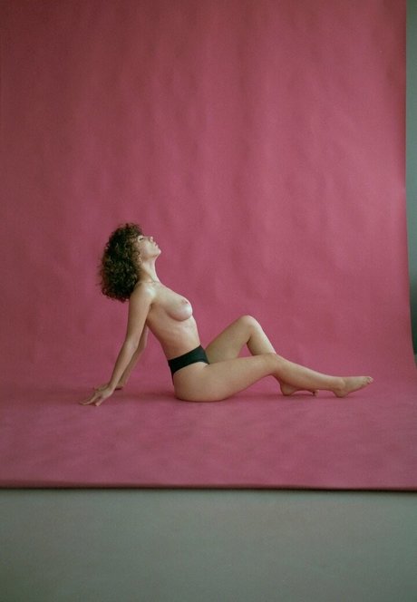 Curlywiktoria