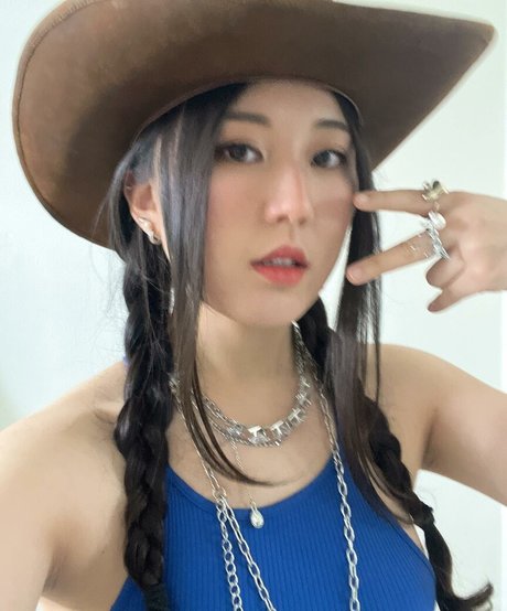Nacktes geleaktes OnlyFans-Foto von Jisuartist