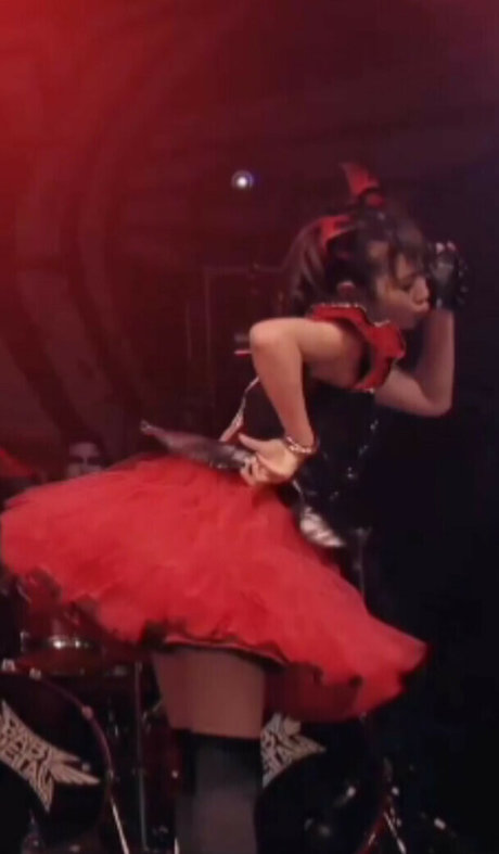 Nacktes geleaktes OnlyFans-Foto von Babymetal
