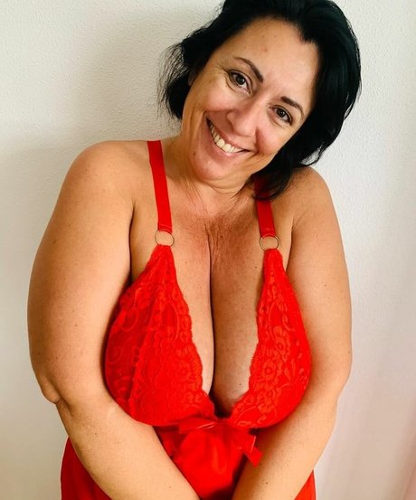 Nacktes geleaktes OnlyFans-Foto von Lucy May