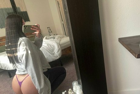 Nacktes geleaktes OnlyFans-Foto von Veronicastar