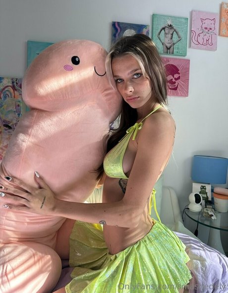 Nacktes geleaktes OnlyFans-Foto von Smashedely
