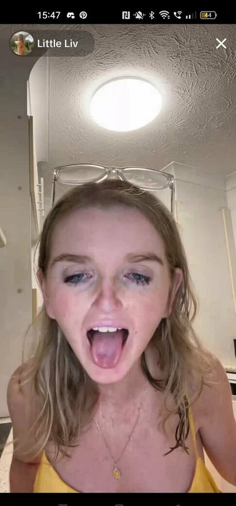 Nacktes geleaktes OnlyFans-Foto von Keepingupwithliv