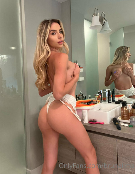 Nacktes geleaktes OnlyFans-Foto von Bruna Lima