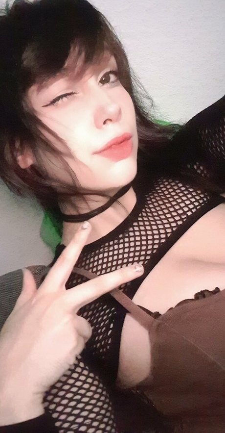 Nacktes geleaktes OnlyFans-Foto von Lillytime