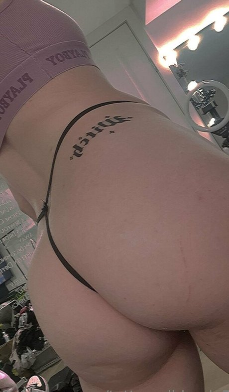 Nacktes geleaktes OnlyFans-Foto von Tattooedblonde777